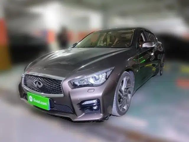 Infiniti Q50 2014 3.7L Luxury Edition