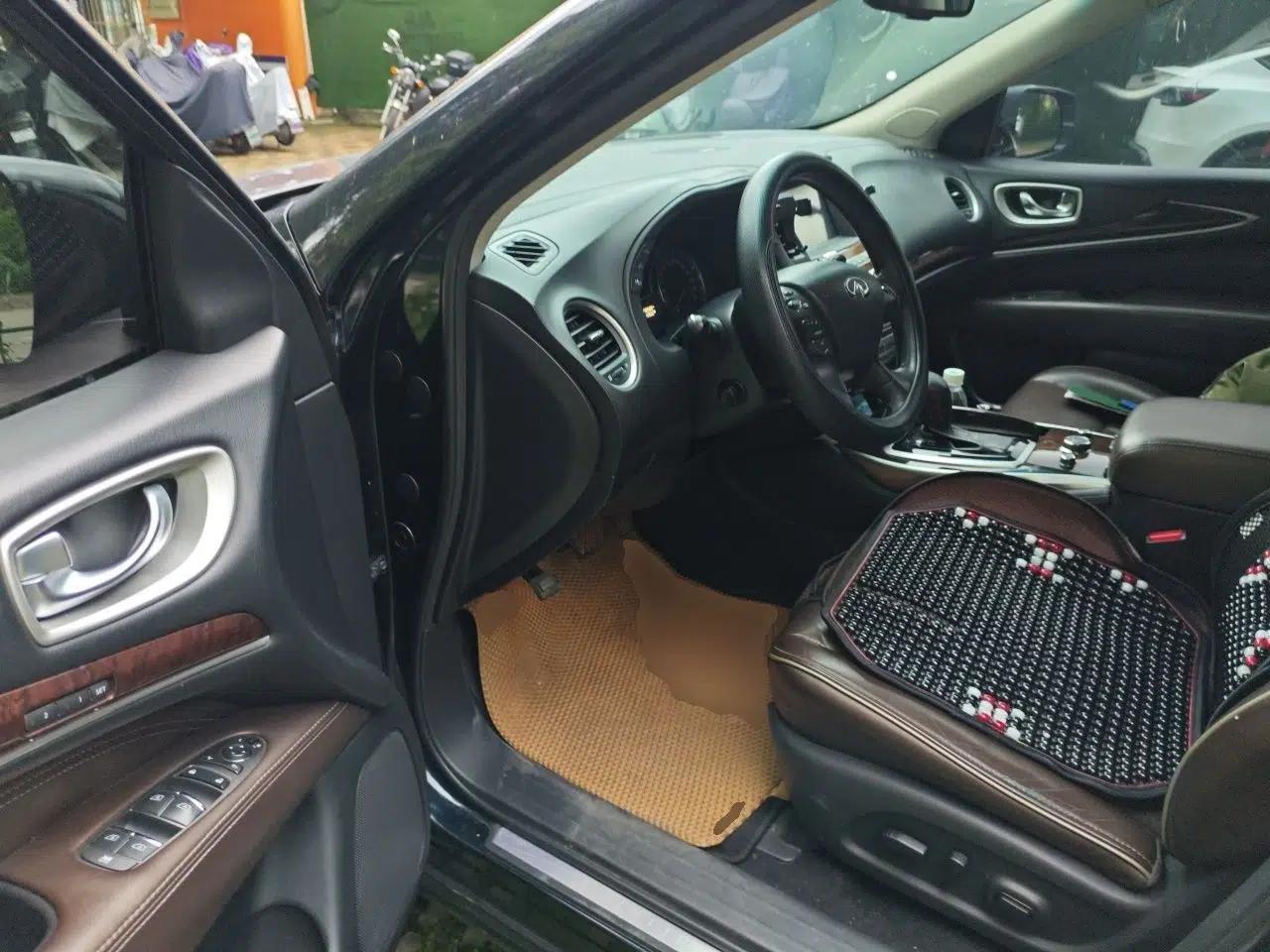Infiniti QX60 2018 2.5 S/C Hybrid Two-Wheel-Drive Champion Family Edition — миниатюра 17