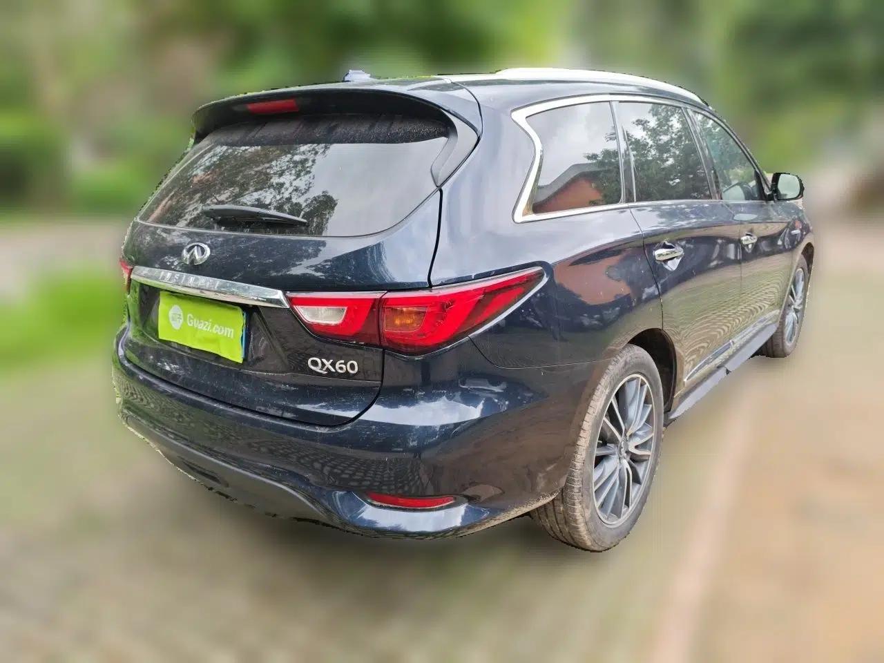 Infiniti QX60 2018 2.5 S/C Hybrid Two-Wheel-Drive Champion Family Edition — миниатюра 6