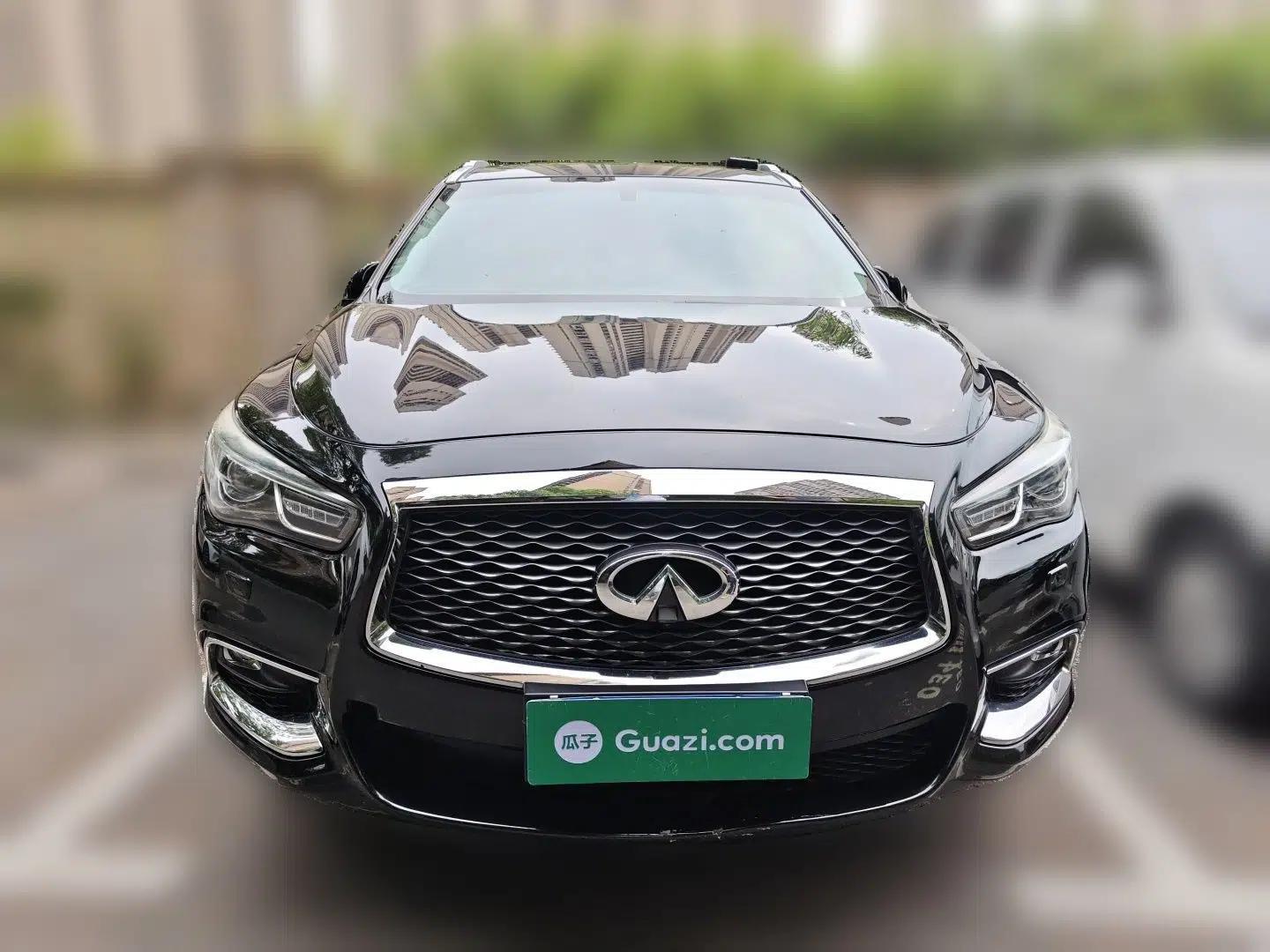 Infiniti QX60 2018 2.5 S/C Hybrid Two-Wheel-Drive Champion Family Edition — миниатюра 2
