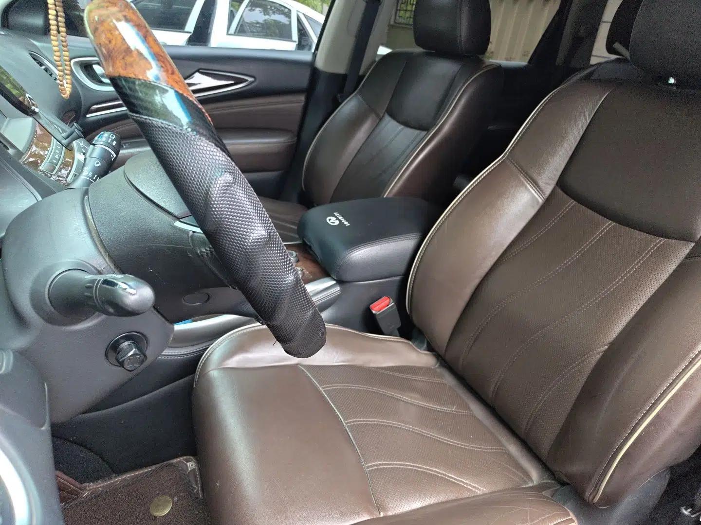 Infiniti QX60 2018 2.5 S/C Hybrid Two-Wheel-Drive Champion Family Edition — миниатюра 16