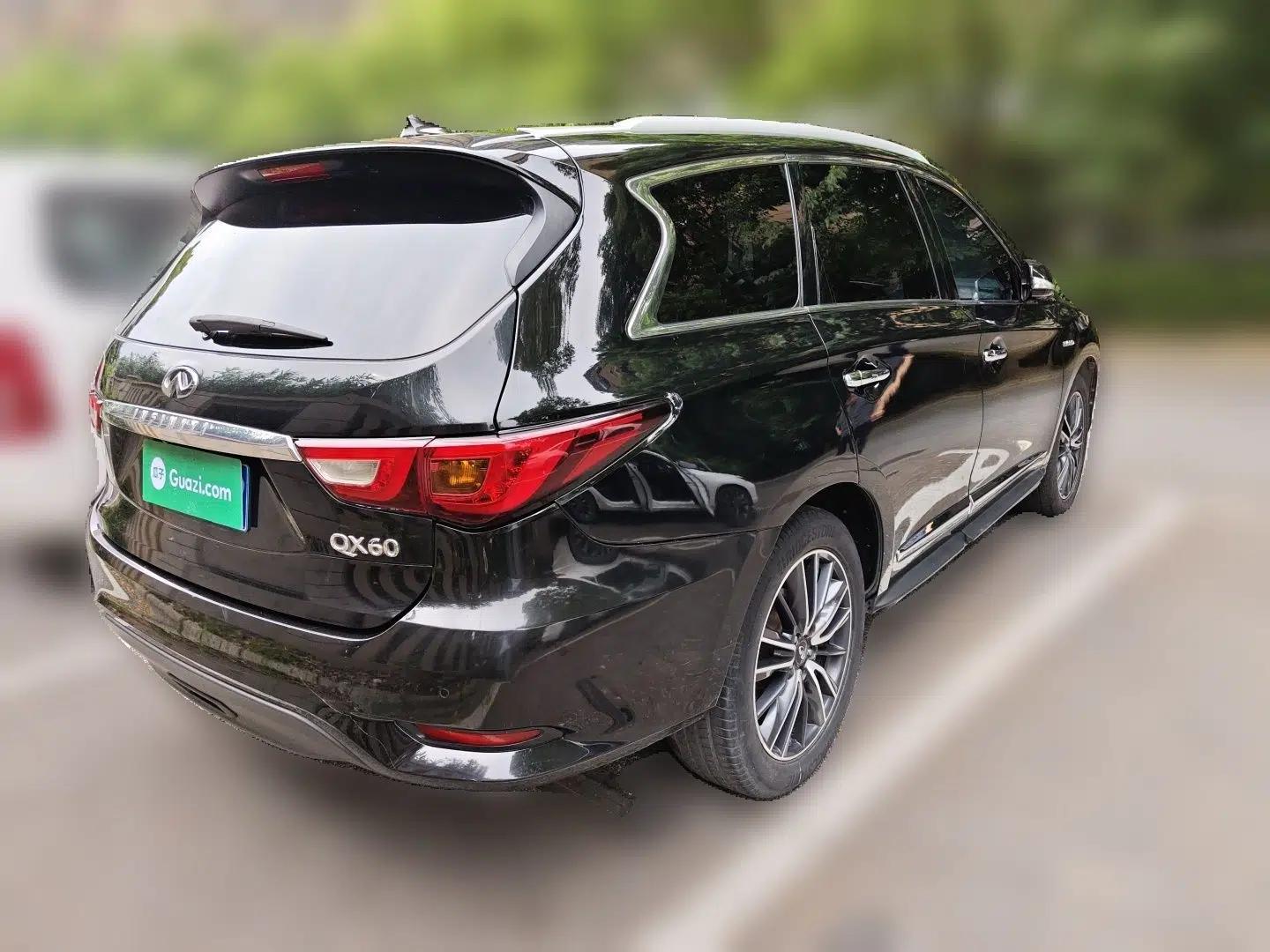 Infiniti QX60 2018 2.5 S/C Hybrid Two-Wheel-Drive Champion Family Edition — миниатюра 6