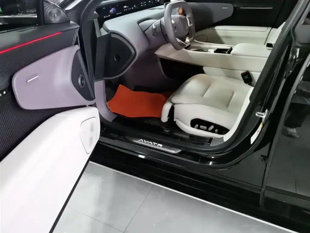 Avita 12 2023 650 Triple Laser All-Wheel Drive Performance Edition — миниатюра 16