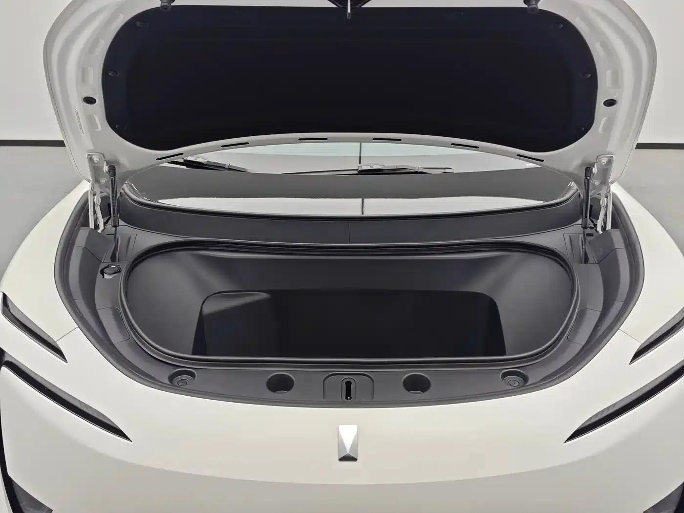 Avita 11 2022 Long Range Dual Motor Luxury Edition 5-Seater — миниатюра 16