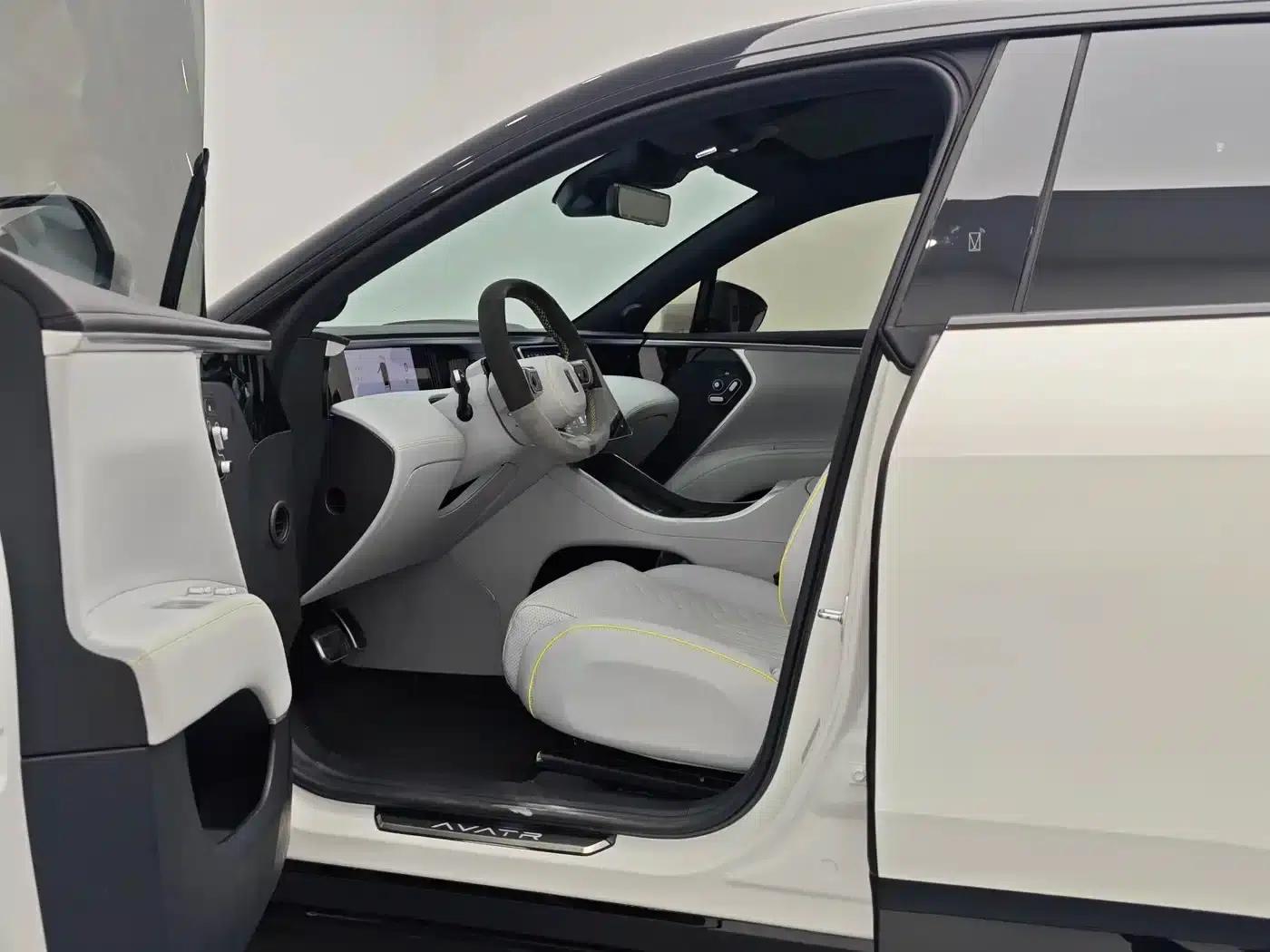 Avita 11 2022 Long Range Dual Motor Luxury Edition 5-Seater — миниатюра 8