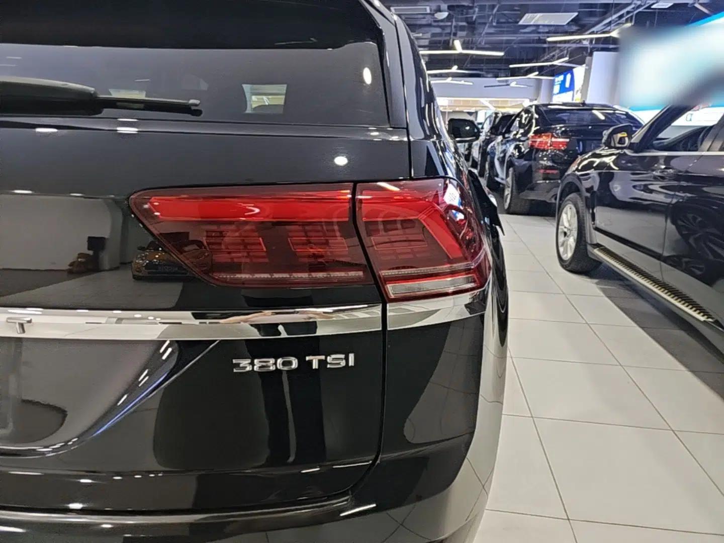 Volkswagen Teramont X 2020 Revised Version 380TSI Four-Wheel Drive Prestige Luxury Edition — миниатюра 7