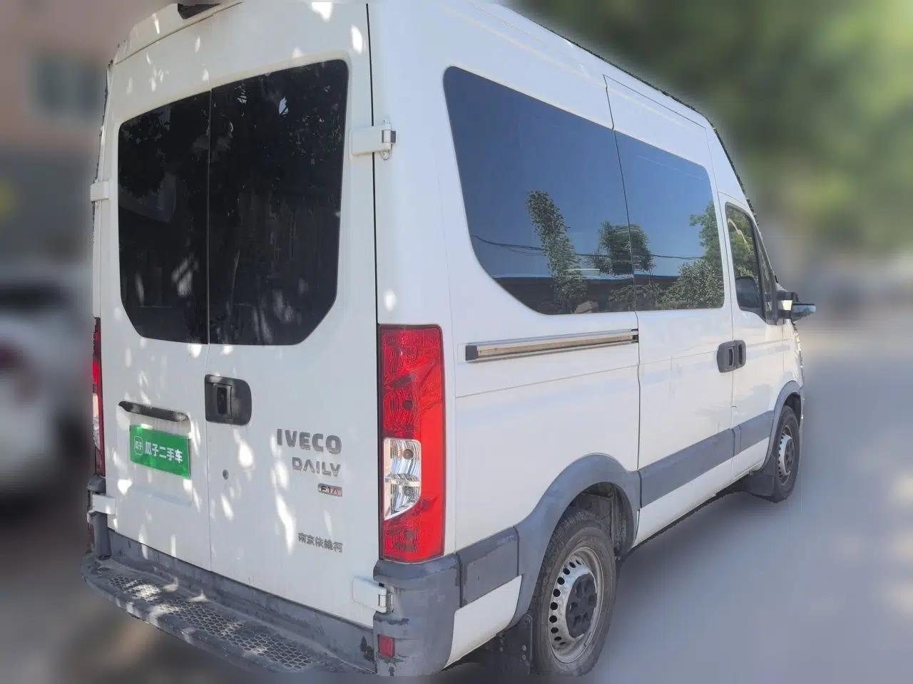 Iveco Eurocargo 2020 2.3T Manual Super-Rui Short Wheelbase High Roof High-Performance F1A — миниатюра 6