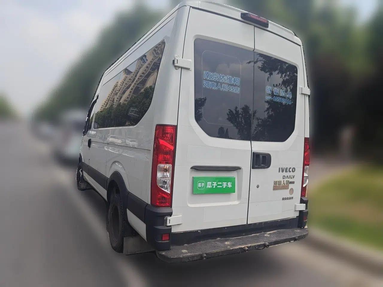 Iveco Eurocargo 2021 2.0T Manual Super Rui Long Wheelbase Short Overhang High Roof Side-Sliding Door F1A — миниатюра 4