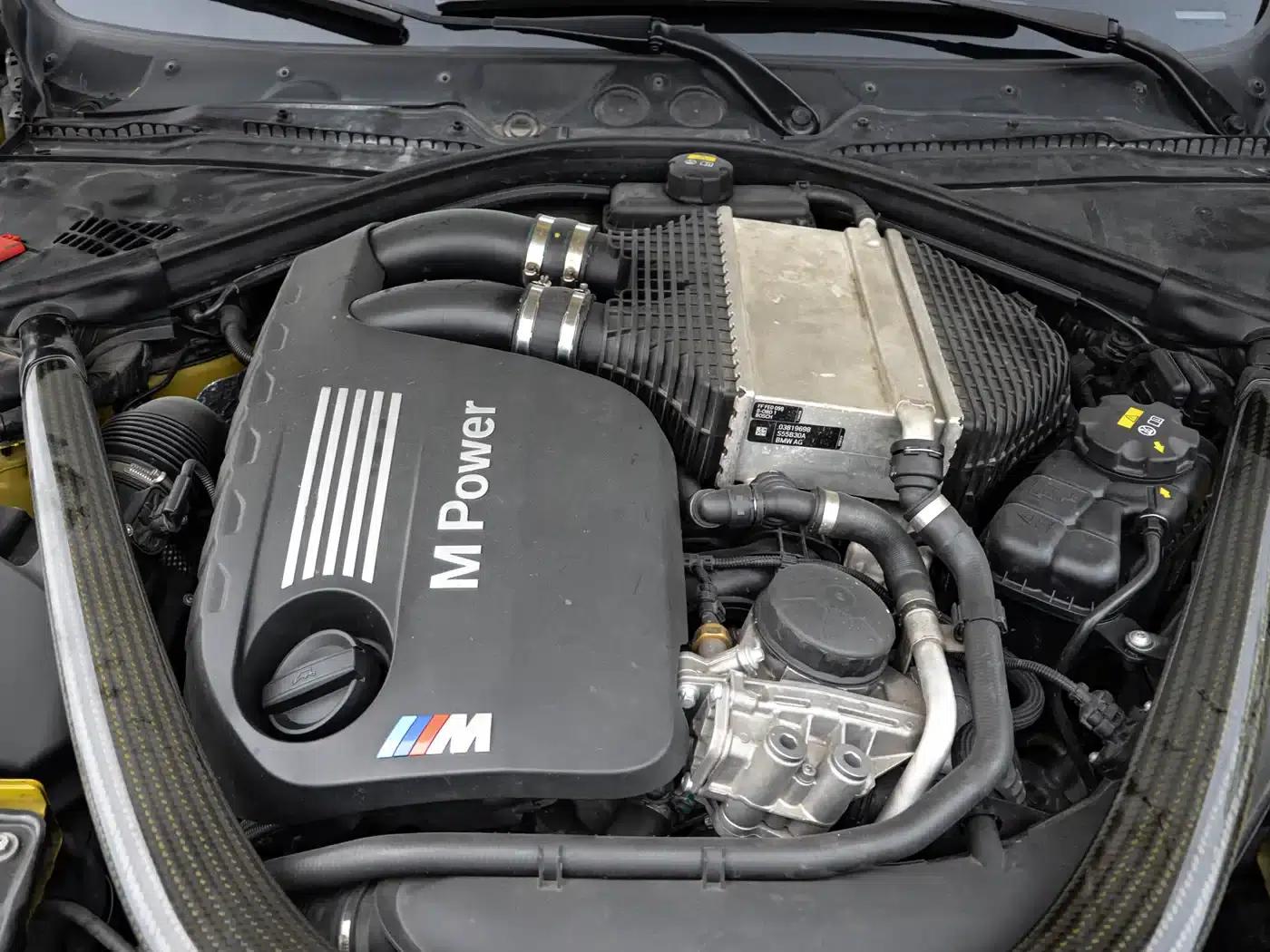 2014 BMW M4 Coupe — миниатюра 11
