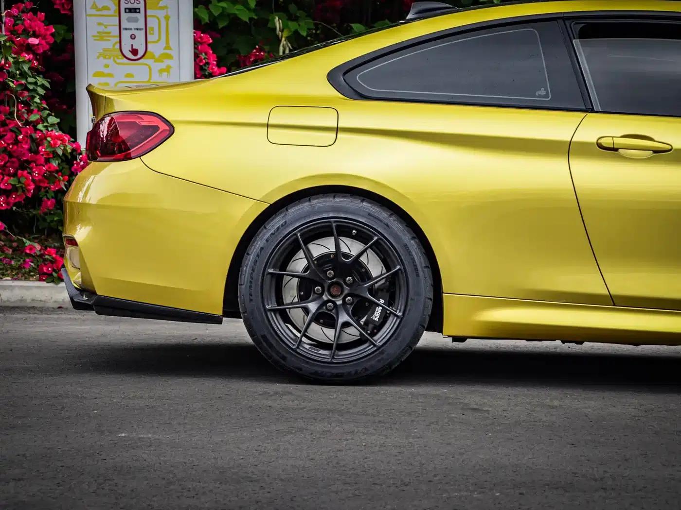 2014 BMW M4 Coupe — миниатюра 5