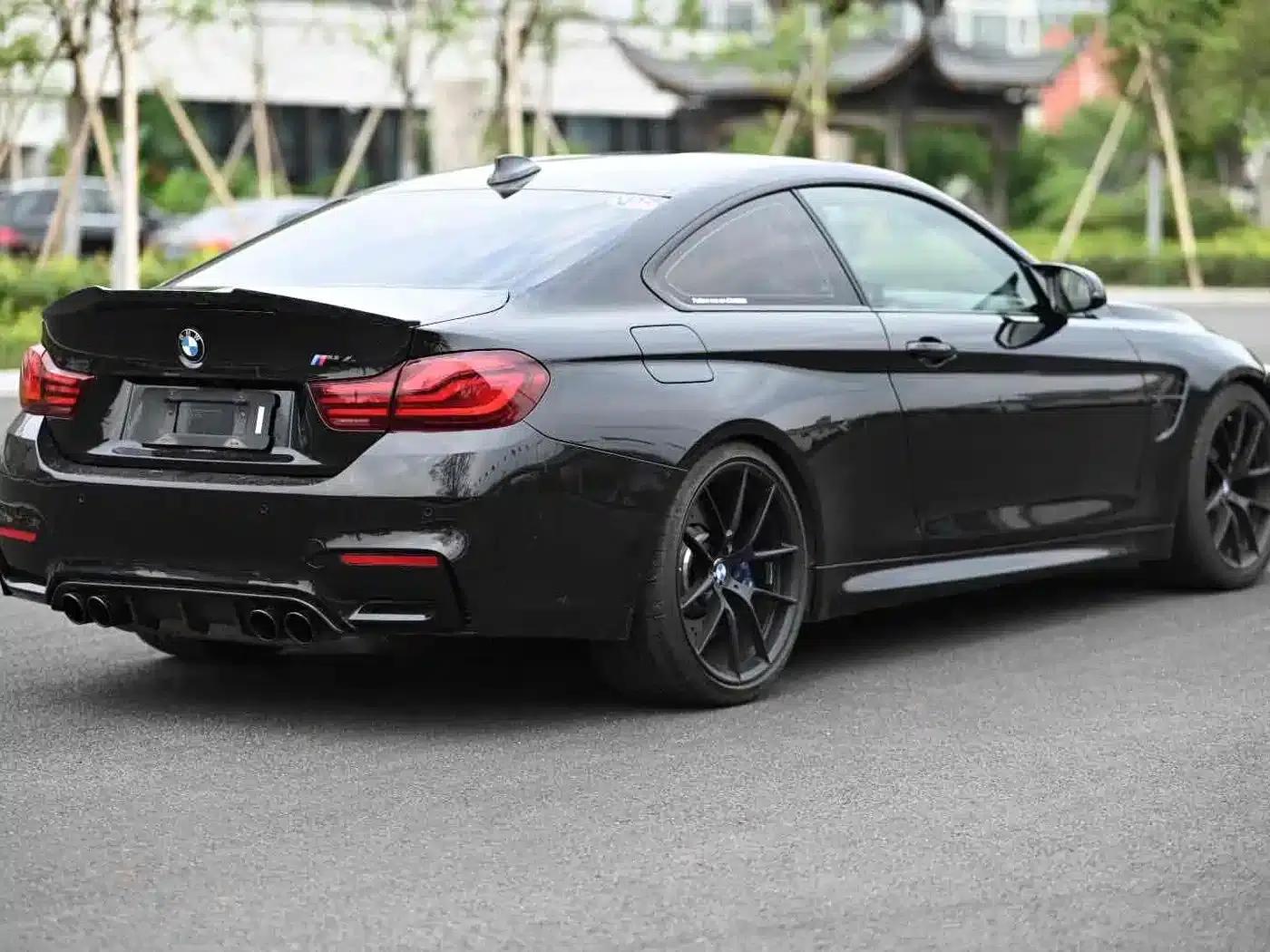 2018 BMW M4 M4 Coupe Fan Edition — миниатюра 15