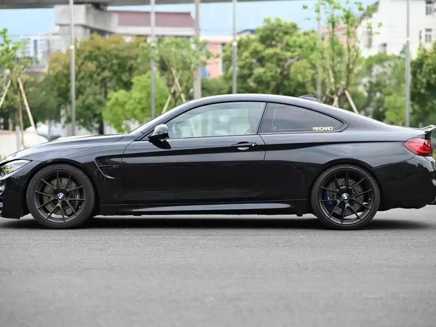 2018 BMW M4 M4 Coupe Fan Edition — миниатюра 16