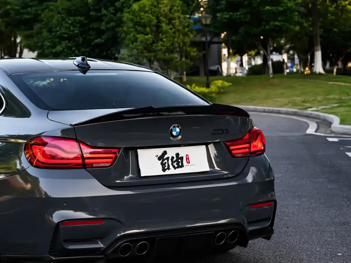 2019 BMW M4 M4 Coupe Shooting Hero Edition — миниатюра 6
