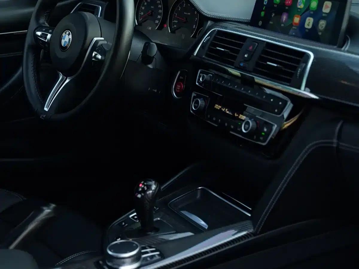 2019 BMW M4 M4 Coupe Shooting Hero Edition — миниатюра 10