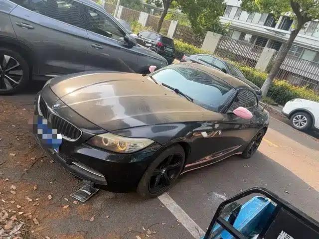 BMW Z4 2013 sDrive20i Leading Edition