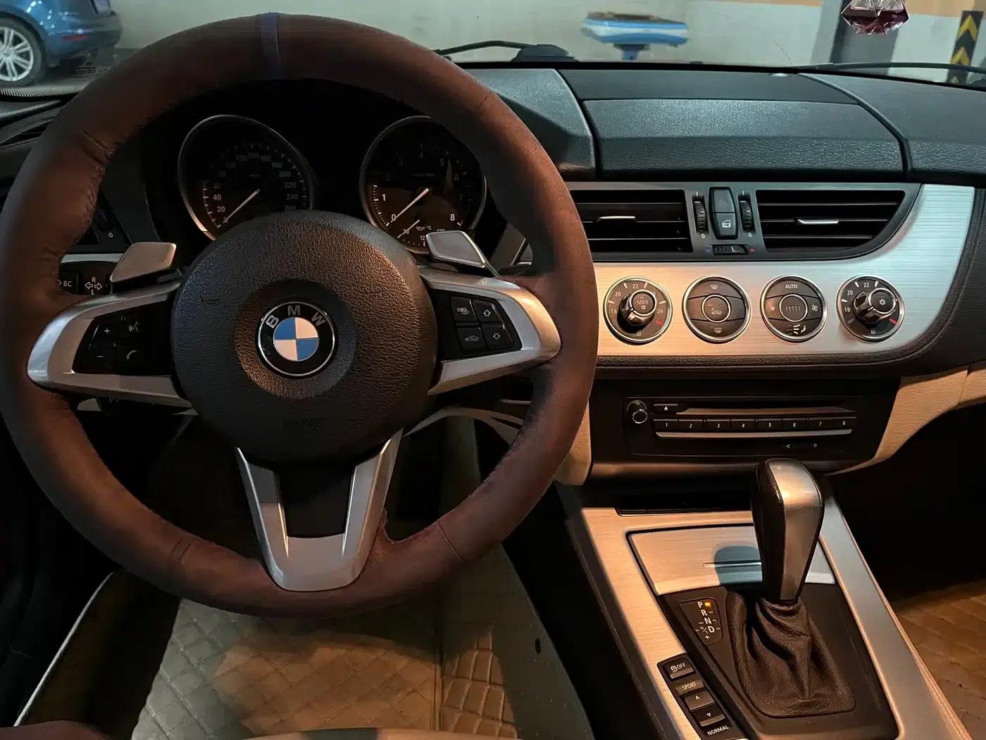 BMW Z4 2009 sDrive23i Leading Edition — миниатюра 8