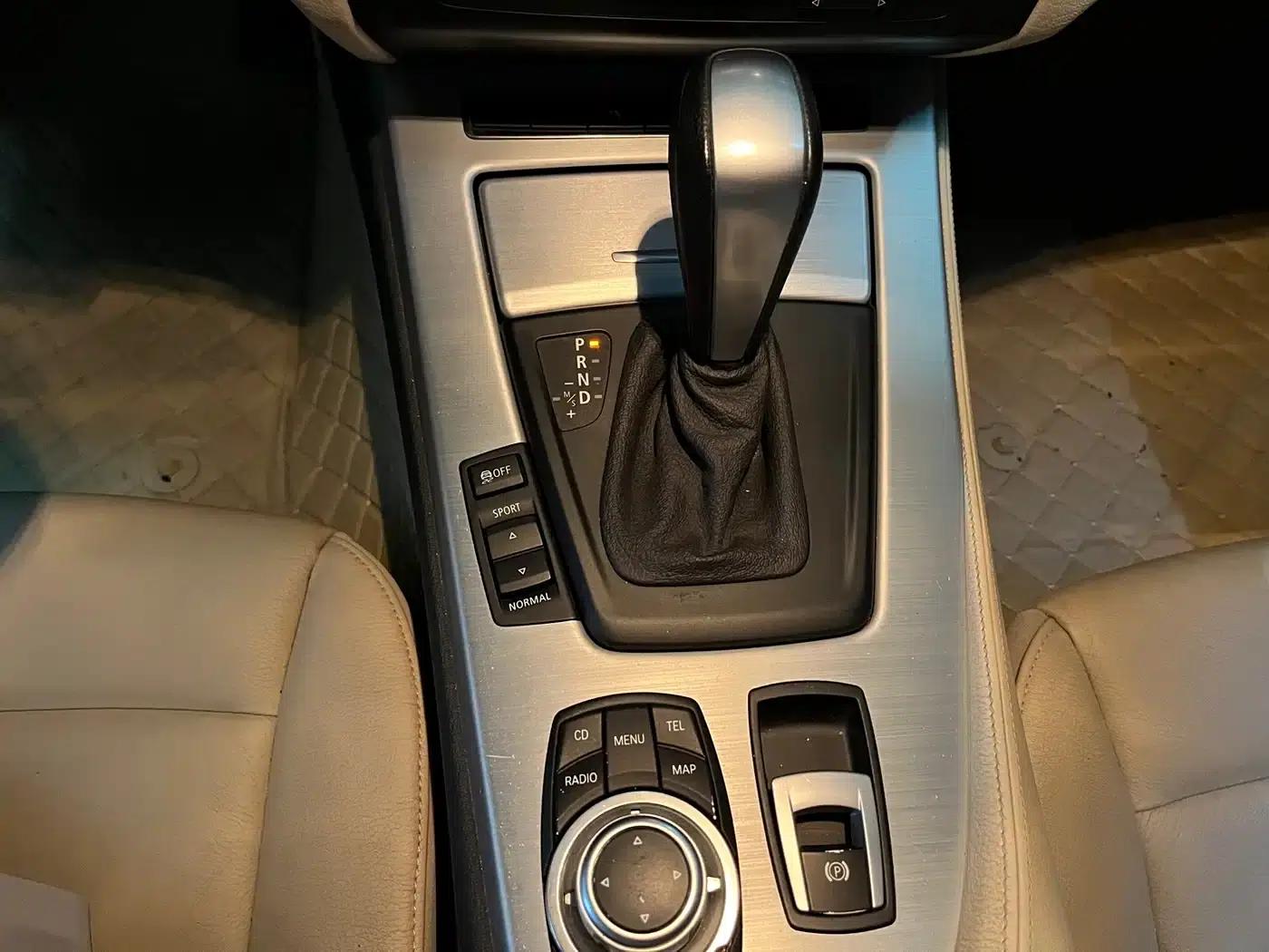 BMW Z4 2009 sDrive23i Leading Edition — миниатюра 10