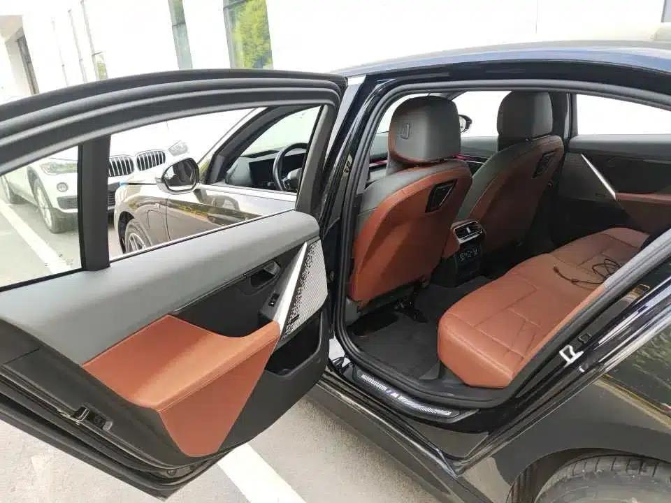 BMW i5 2025 eDrive 40L M Sport Package — миниатюра 5