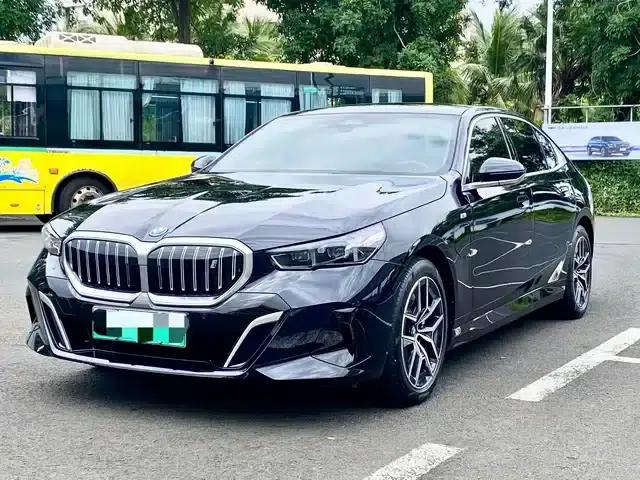 BMW i5 2024 eDrive 35L M Sport Package