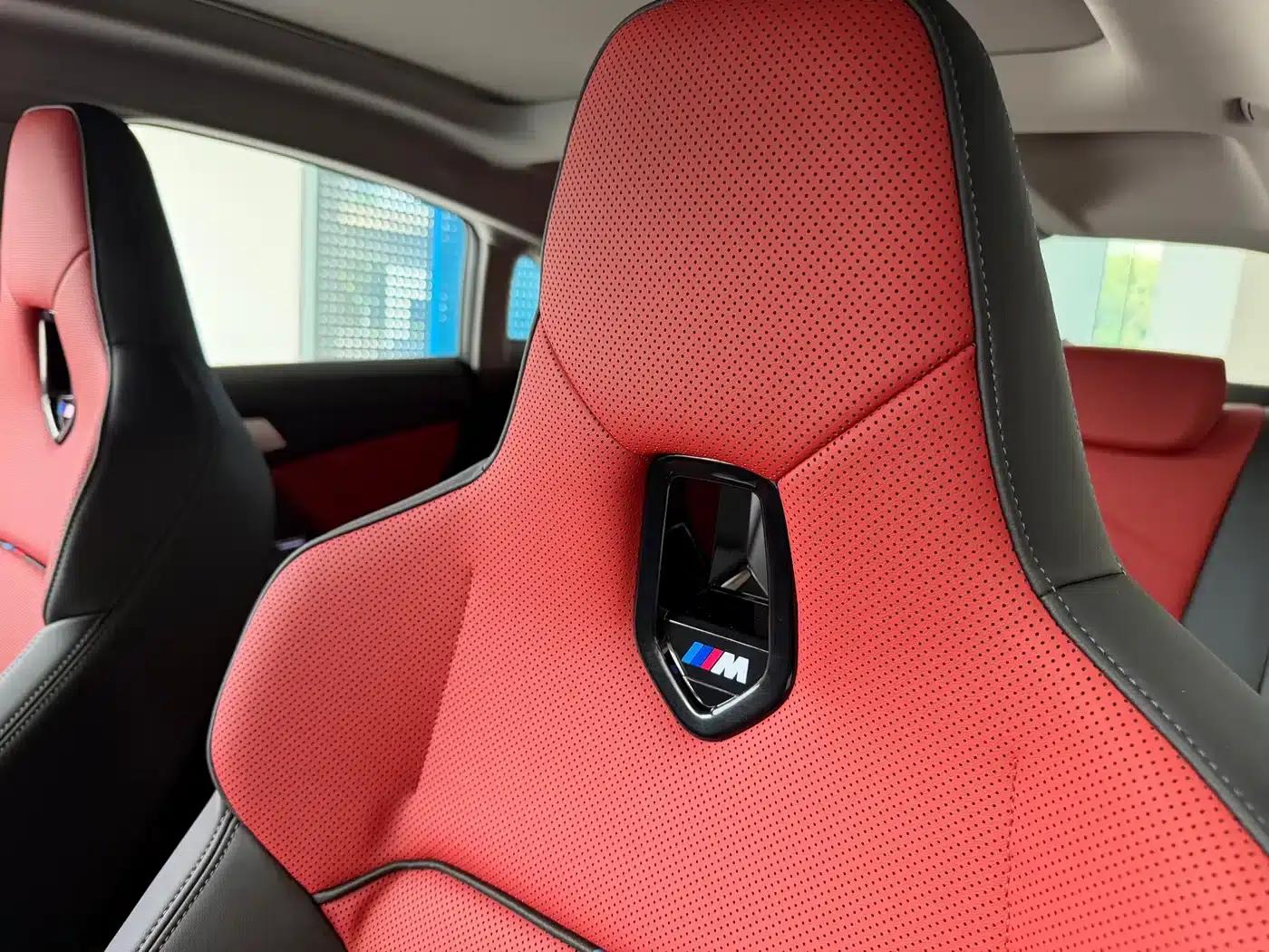 2026 BMW 2 Series 225L M Sport Shadow Edition — миниатюра 11