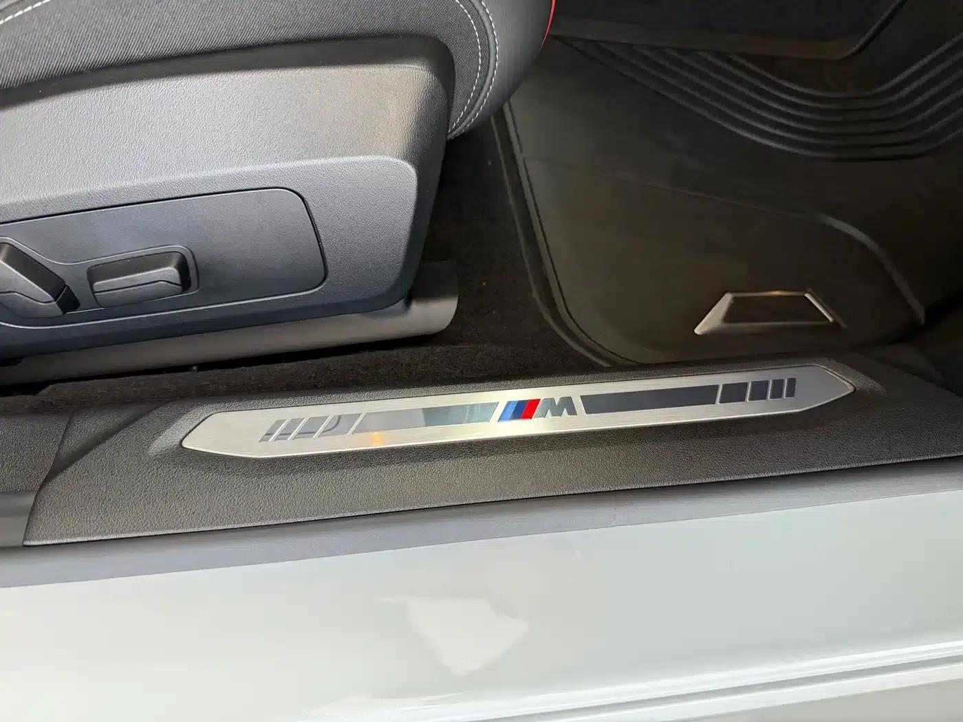 2026 BMW 2 Series 225L M Sport Shadow Edition — миниатюра 20