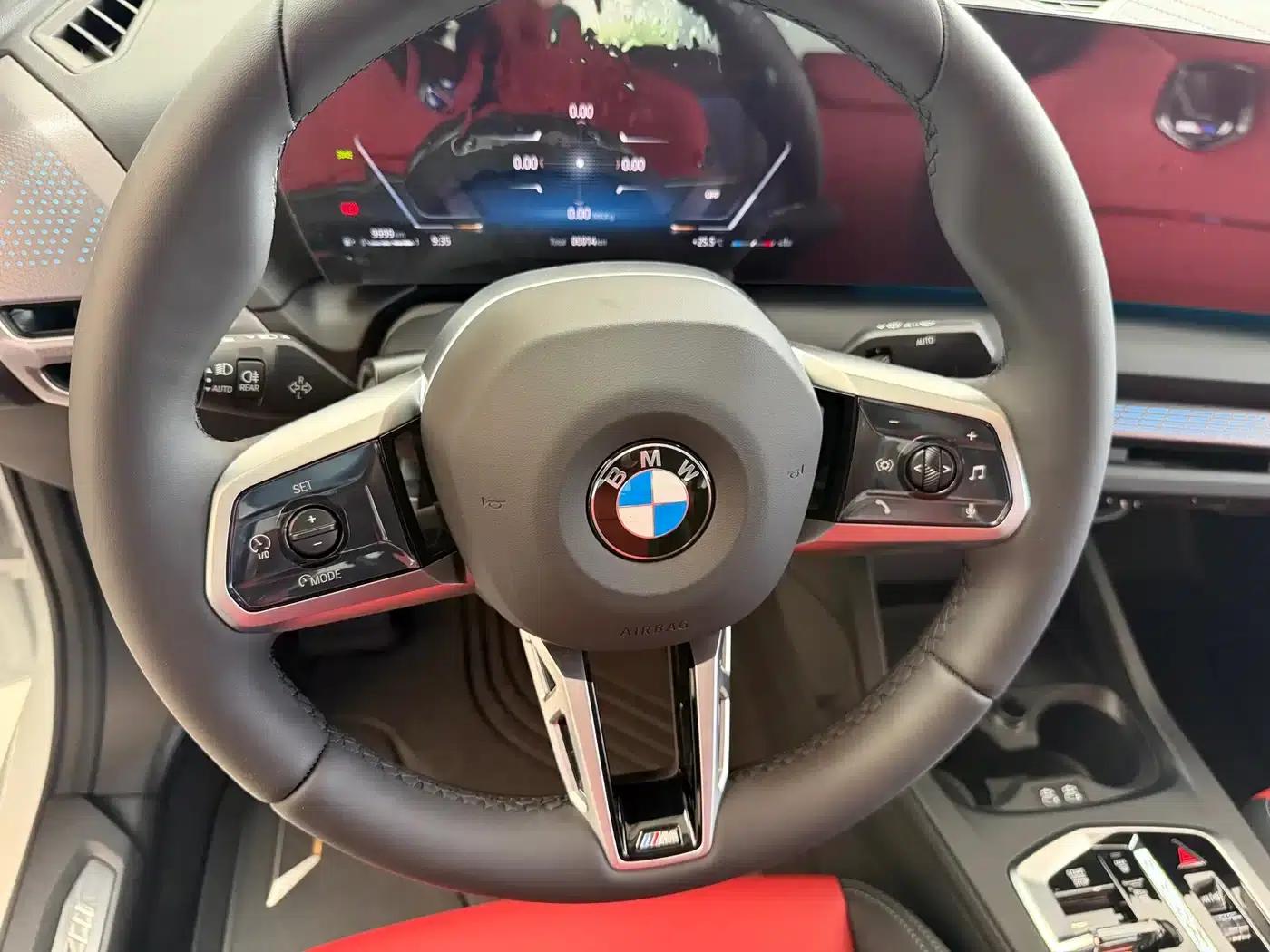 2026 BMW 2 Series 225L M Sport Shadow Edition — миниатюра 10