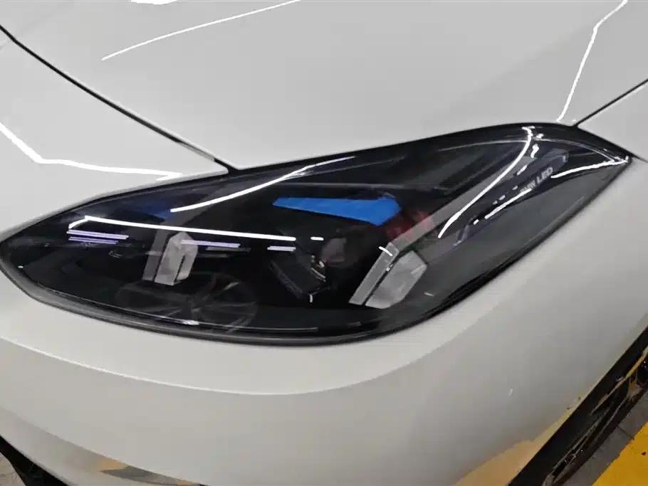 2025 BMW 2 Series 225L M Sport Shadow Edition — миниатюра 5