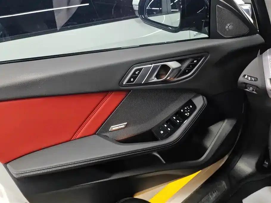 2025 BMW 2 Series 225L M Sport Shadow Edition — миниатюра 7