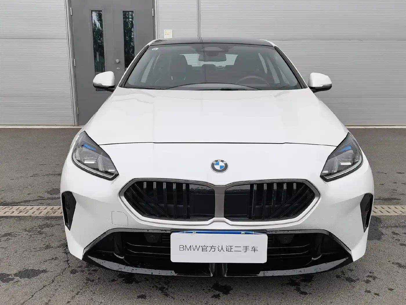 2025 BMW 2 Series 225L M Sport Package — миниатюра 2
