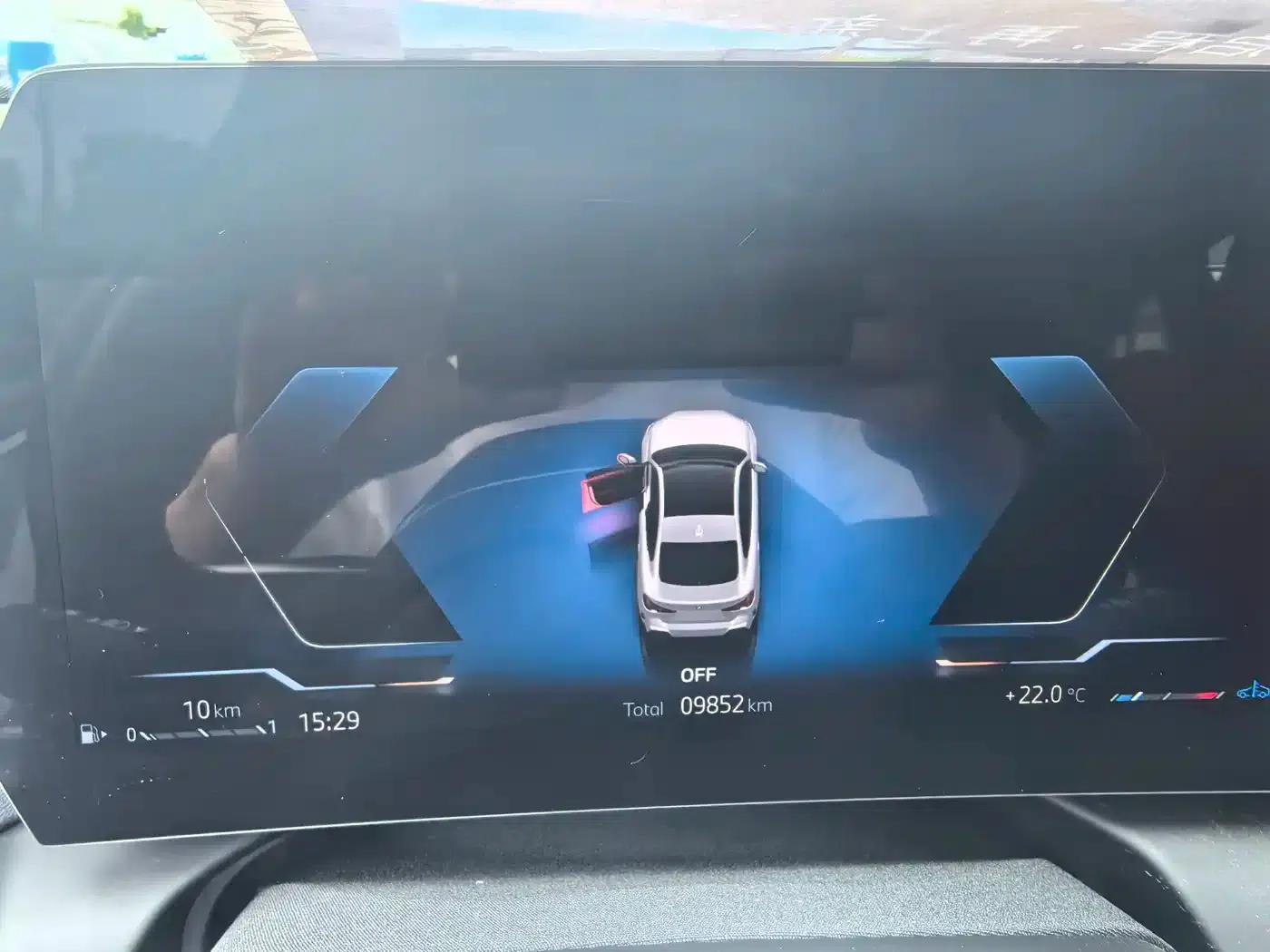 2025 BMW 2 Series 225L M Sport Package — миниатюра 10