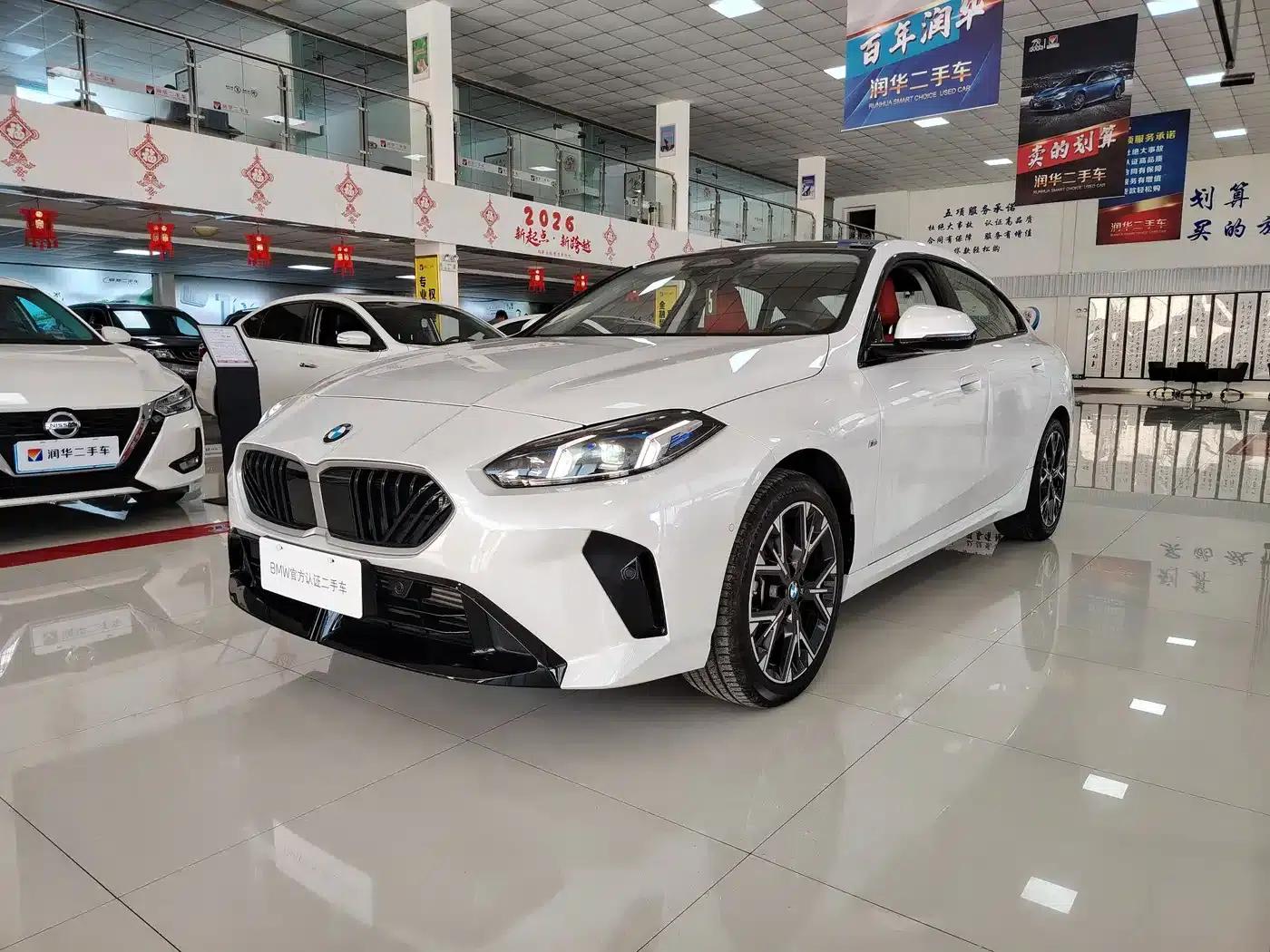 2025 BMW 2 Series 225L M Sport Package — миниатюра 1