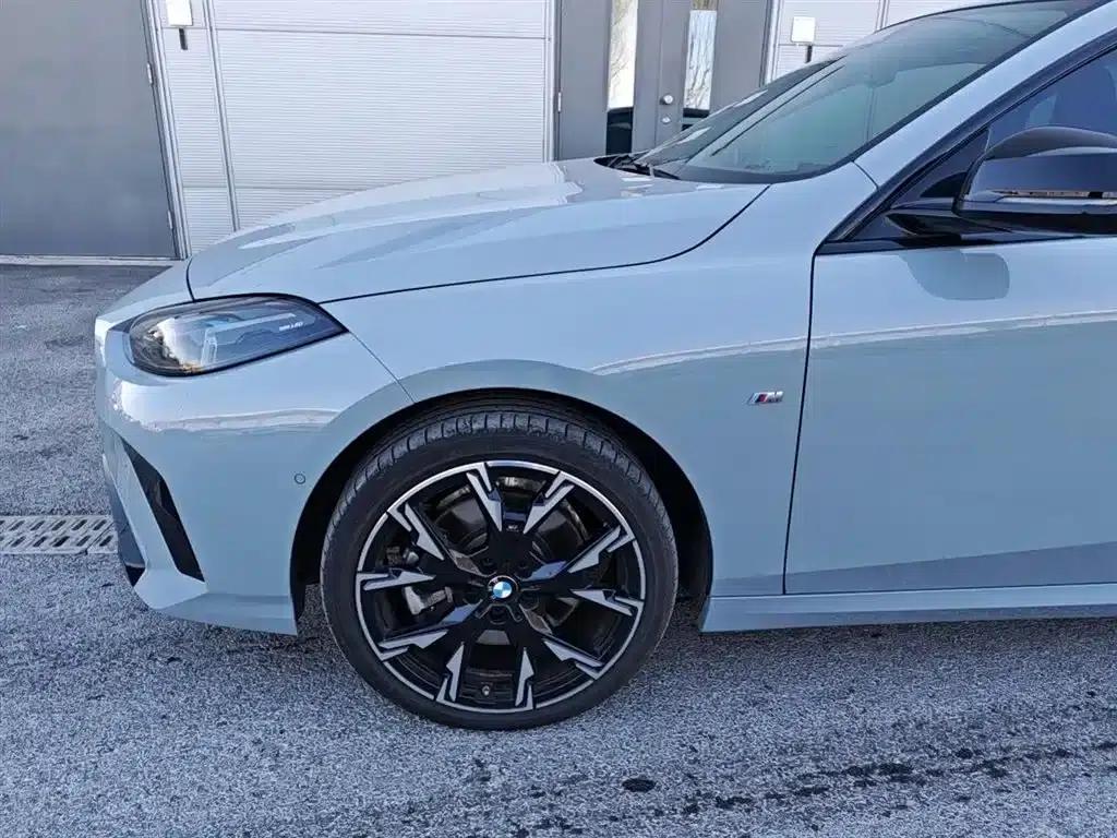 2025 BMW 2 Series 225L M Sport Shadow Edition — миниатюра 6
