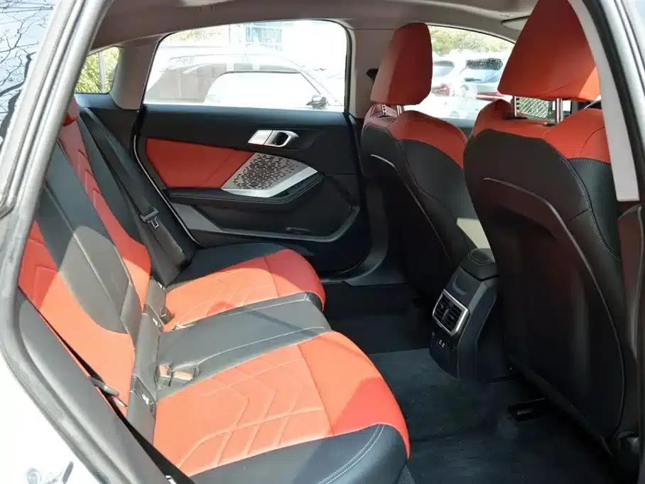 2025 BMW 2 Series 225L M Sport Package — миниатюра 11