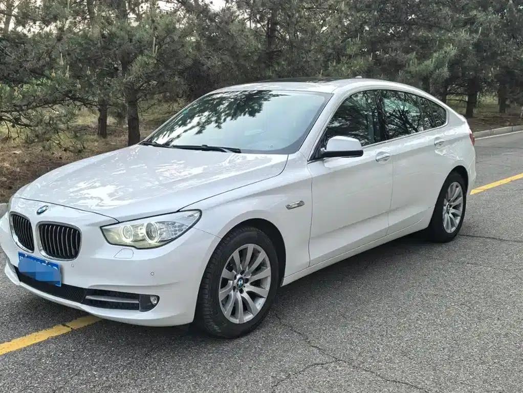 2013 BMW 5 Series GT 535i xDrive Luxury — миниатюра 1
