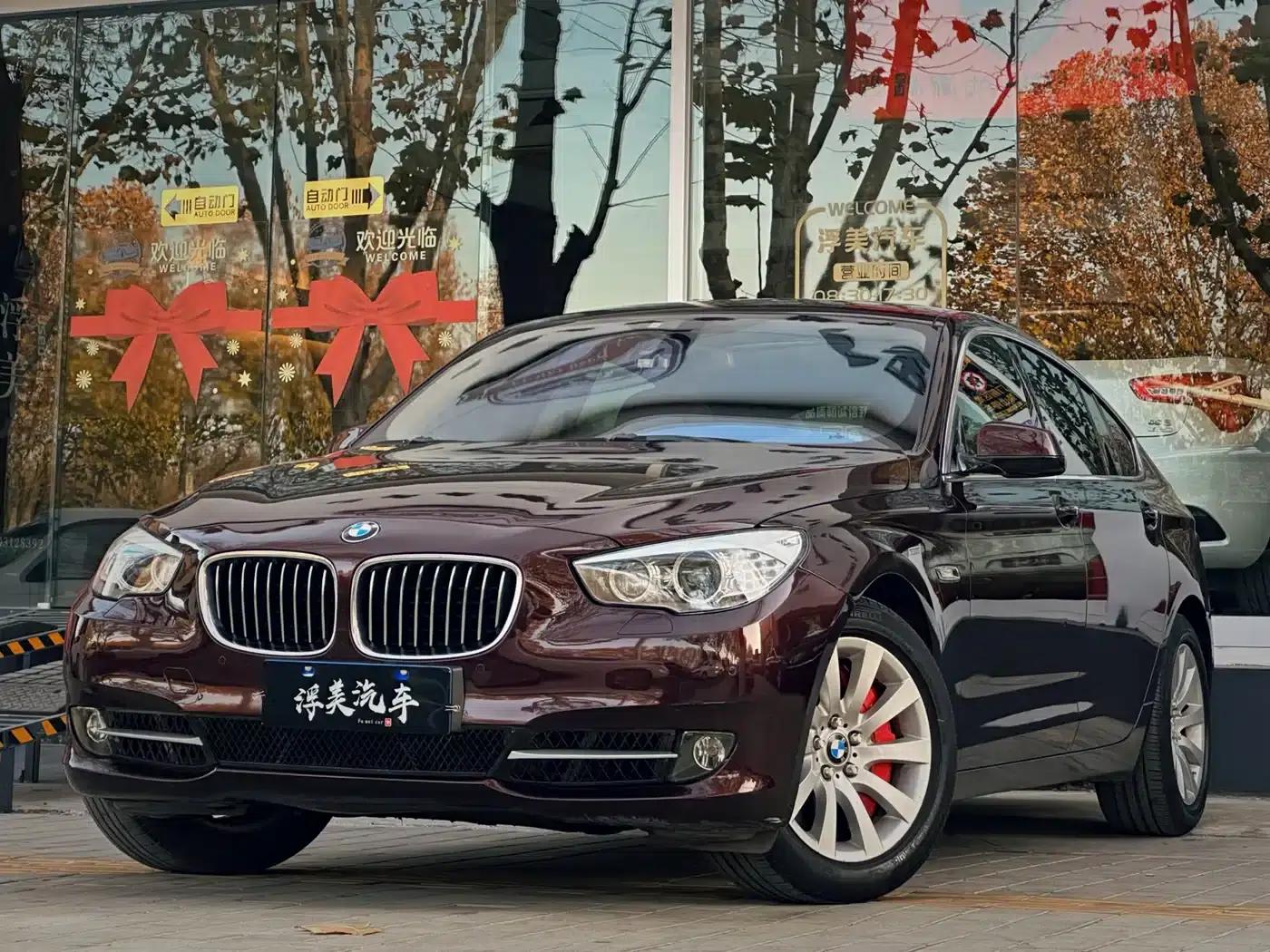 2011 BMW 5 Series GT 535i xDrive Luxury — миниатюра 1