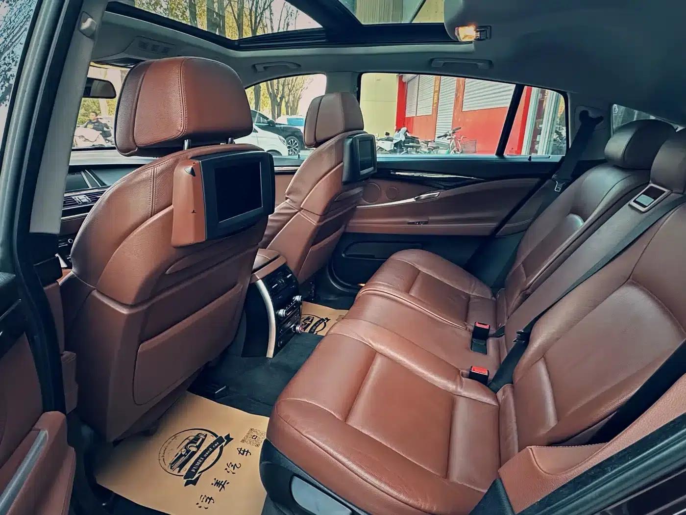 2011 BMW 5 Series GT 535i xDrive Luxury — миниатюра 13