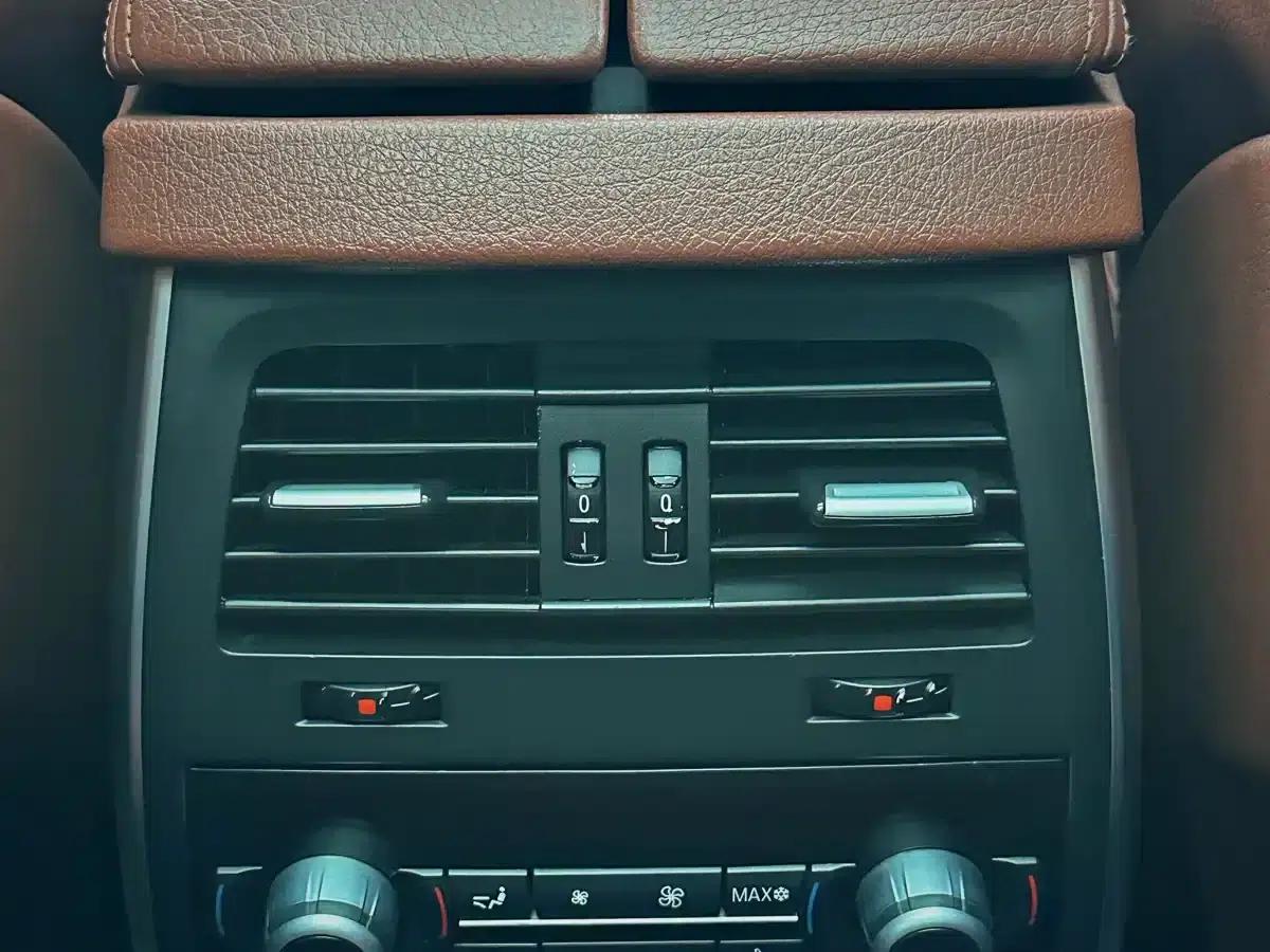 2011 BMW 5 Series GT 535i xDrive Luxury — миниатюра 18