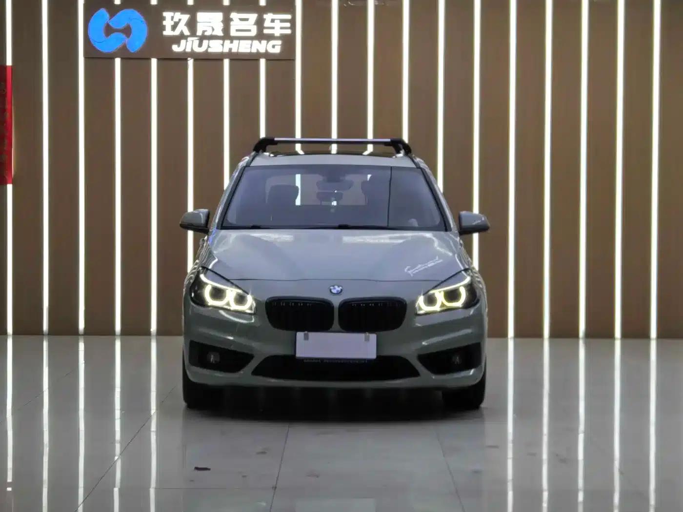 2016 BMW 2 Series Gran Tourer 218i Sport Design Package — миниатюра 2
