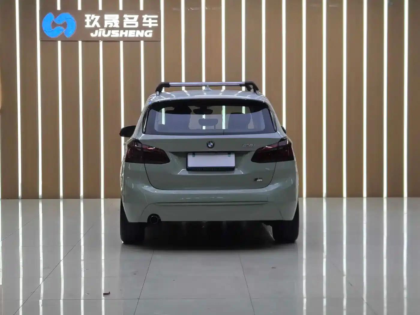 2016 BMW 2 Series Gran Tourer 218i Sport Design Package — миниатюра 19