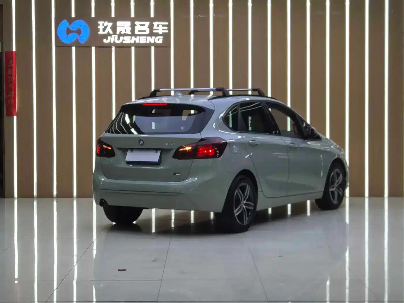2016 BMW 2 Series Gran Tourer 218i Sport Design Package — миниатюра 20