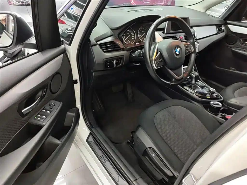 2016 BMW 2 Series Gran Tourer 218i Fashion Edition — миниатюра 16