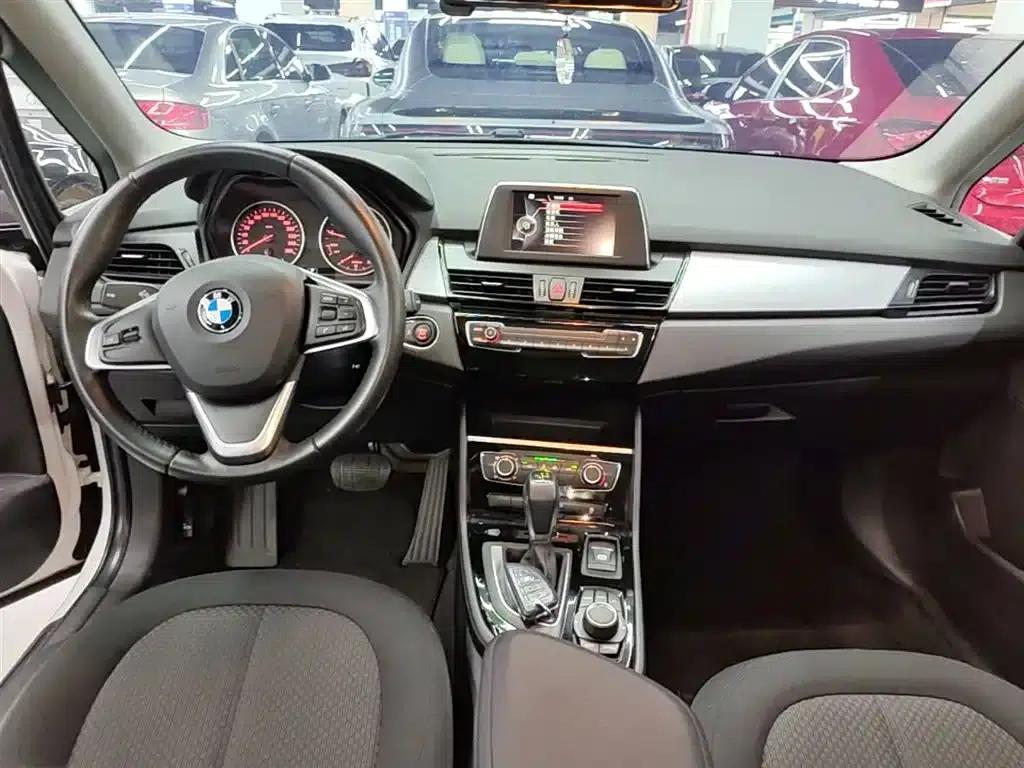 2016 BMW 2 Series Gran Tourer 218i Fashion Edition — миниатюра 10