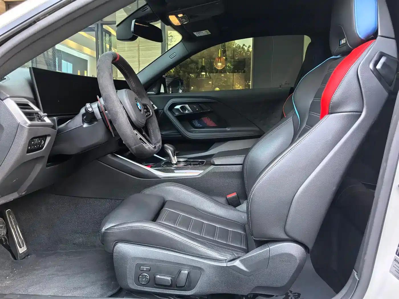 2024 BMW M2 — миниатюра 7