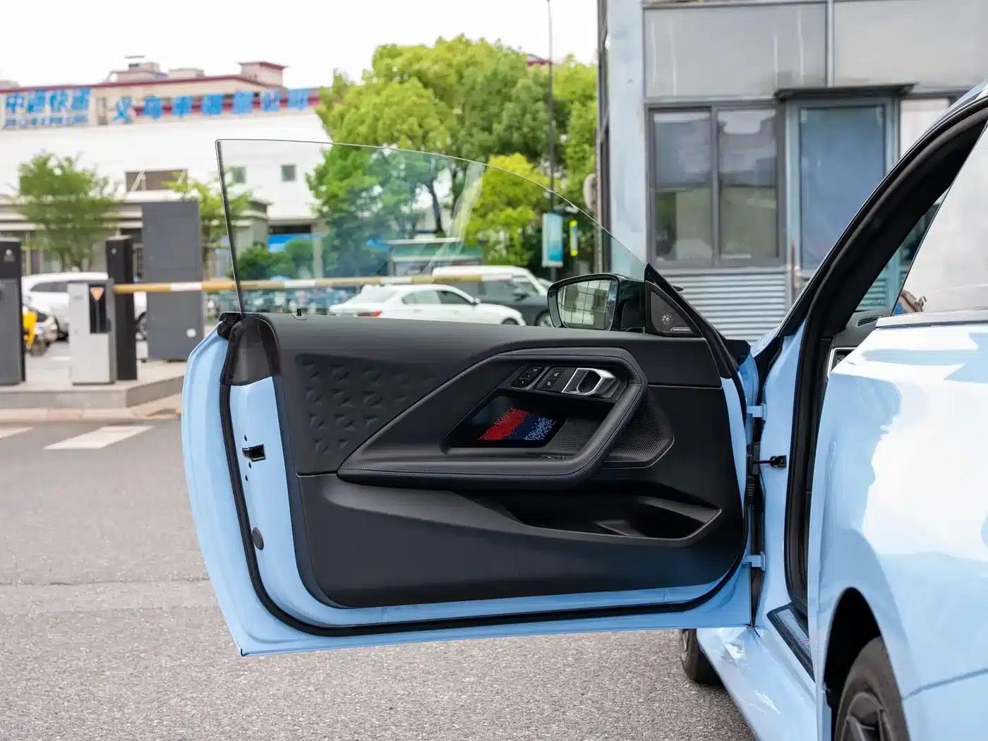 2023 BMW M2 — миниатюра 18