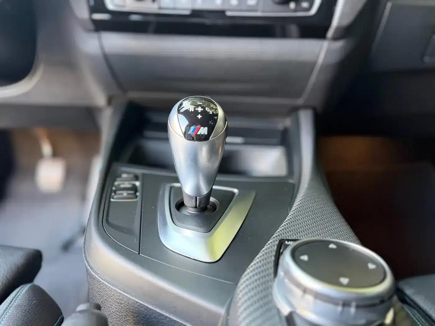 2016 BMW M2 — миниатюра 10