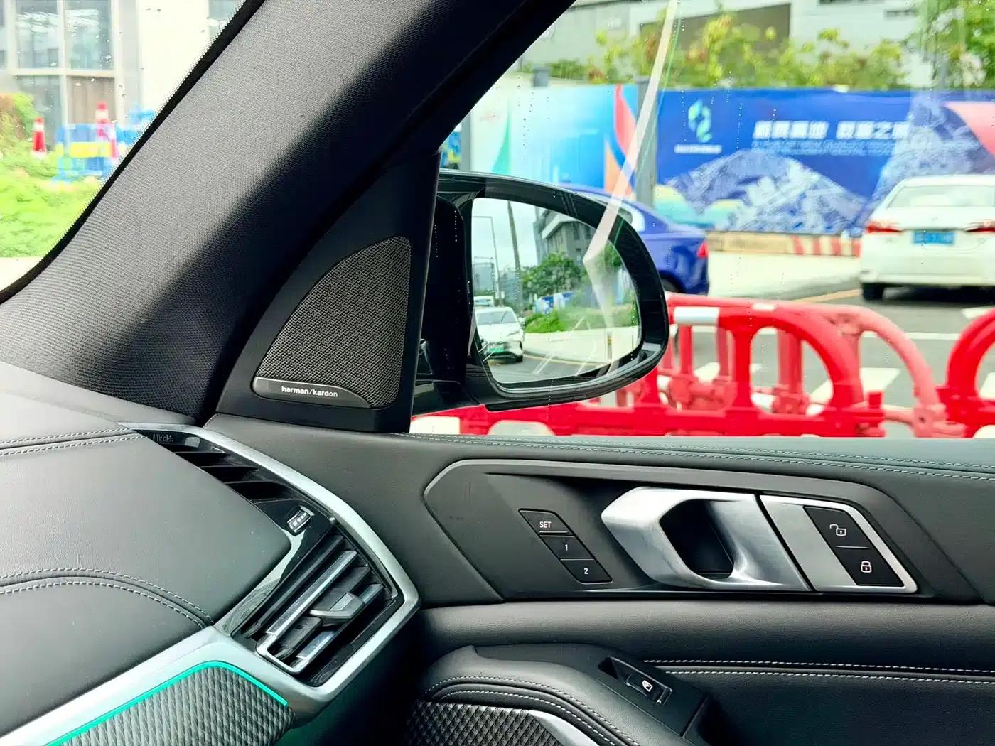 2020 BMW X5 M — миниатюра 14