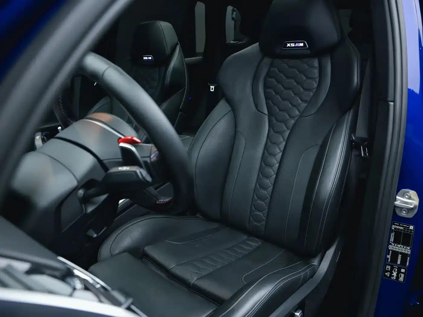 2020 BMW X5 M — миниатюра 20