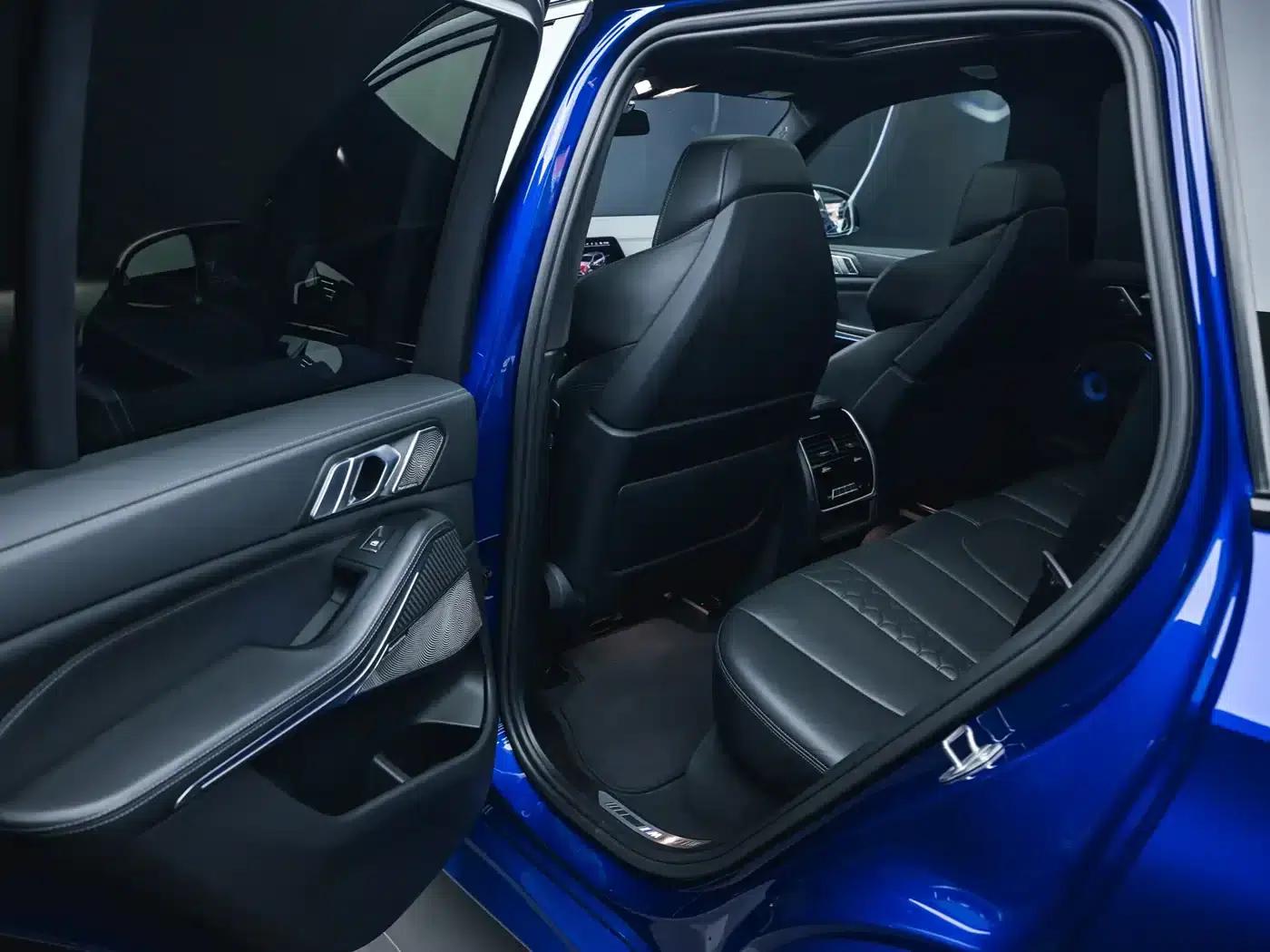 2020 BMW X5 M — миниатюра 22