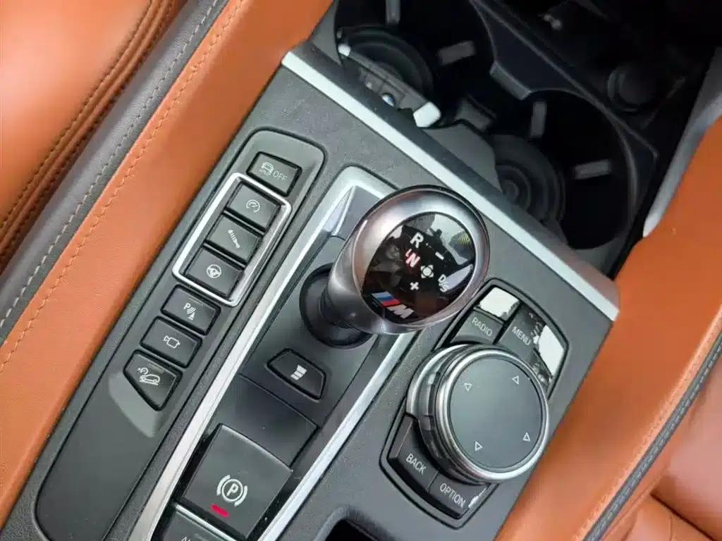 2015 BMW X5 M — миниатюра 16