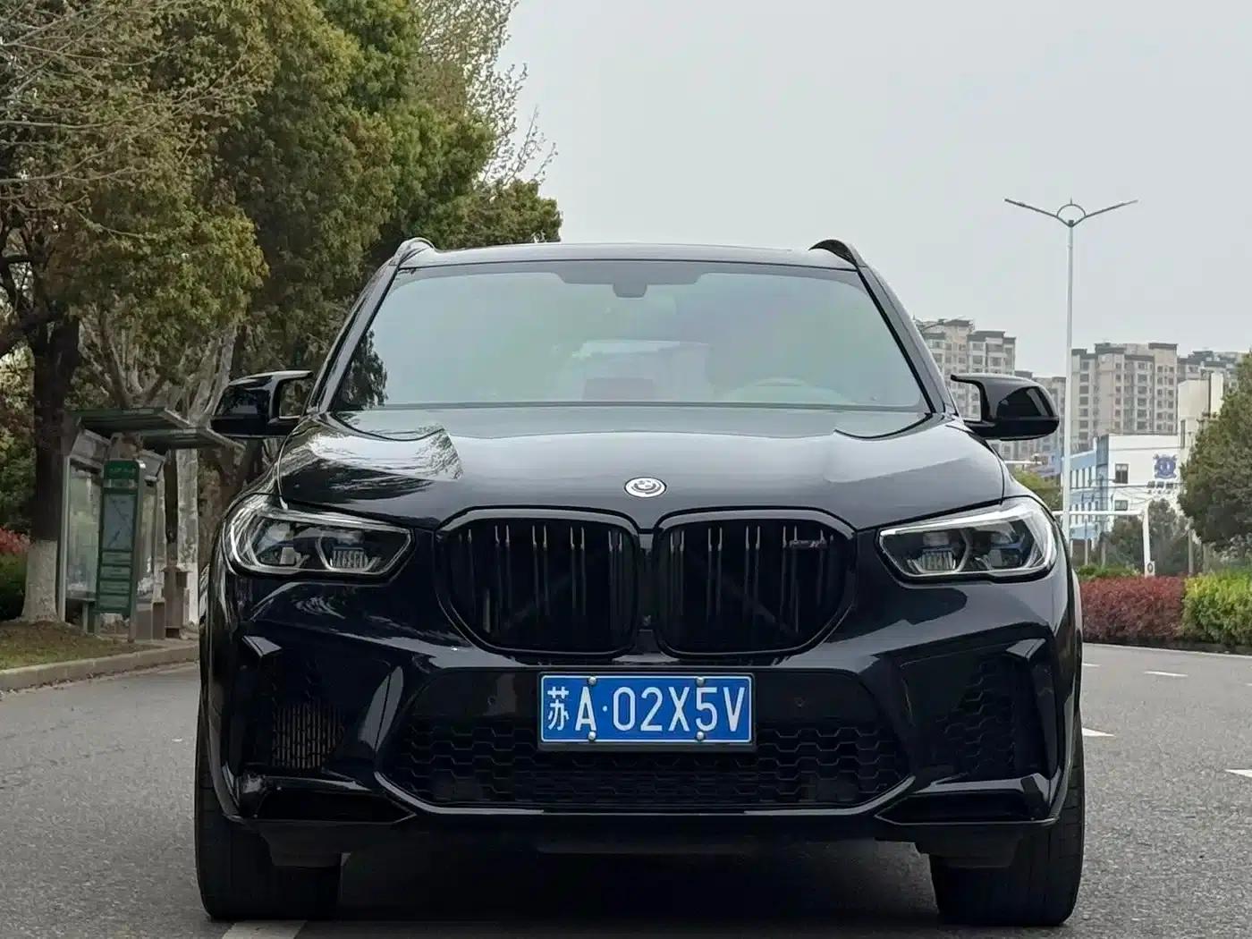 2022 BMW X5 M — миниатюра 2